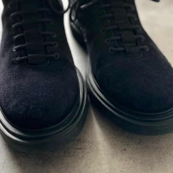 Hugo Boots - Picture 10 of 10